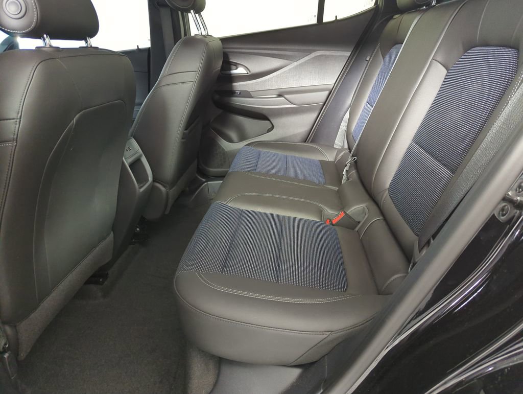 Used 2025 Buick Envista Preferred image 20