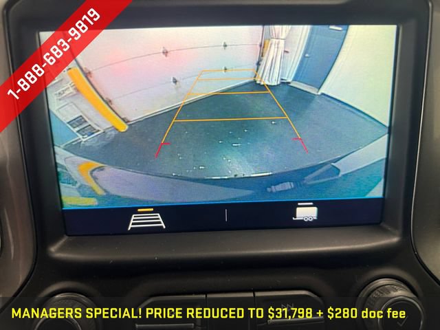 Used 2019 Chevrolet Silverado 1500 LT Trail Boss w/ Convenience Package AWD/4WD image 17