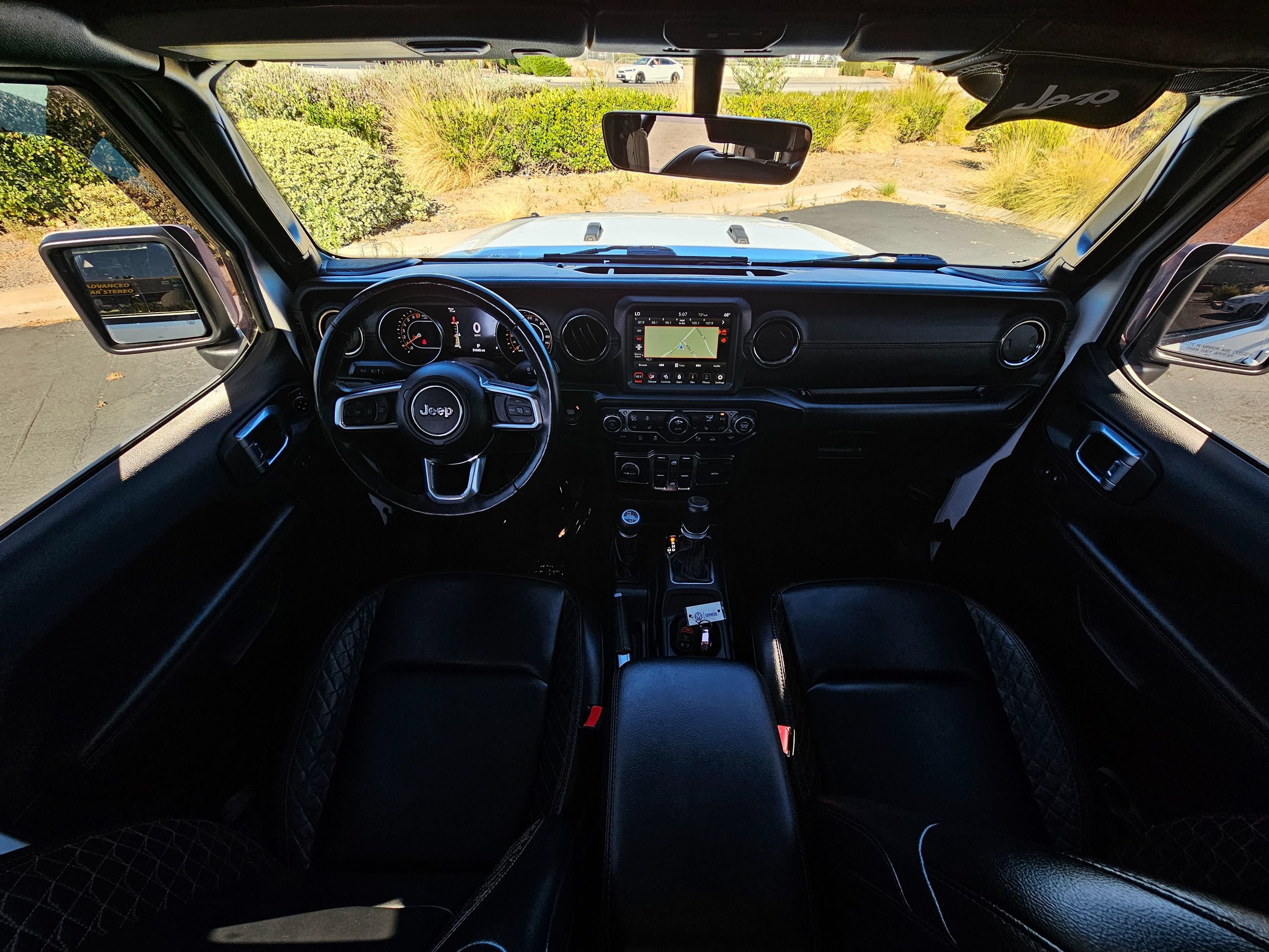 Used 2022 Jeep Gladiator Overland AWD/4WD image 25