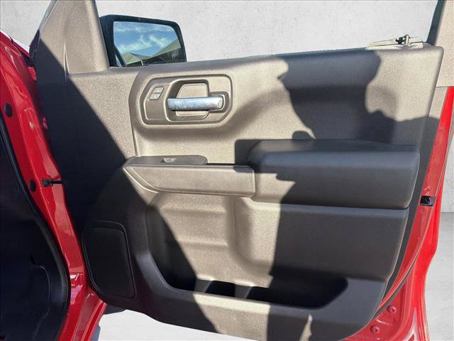 Used 2023 Chevrolet Silverado 1500 Custom AWD/4WD image 25