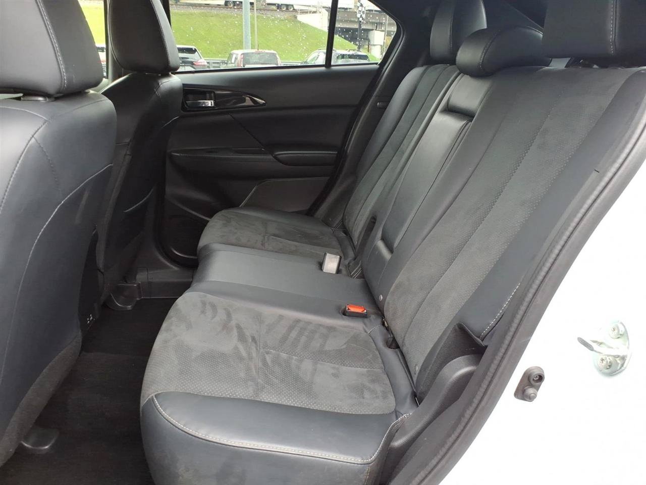 Used 2025 Mitsubishi Eclipse Cross SE AWD/4WD image 8