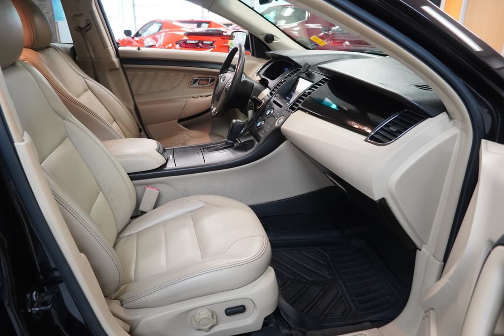 Used 2013 Ford Taurus SEL FWD image 33