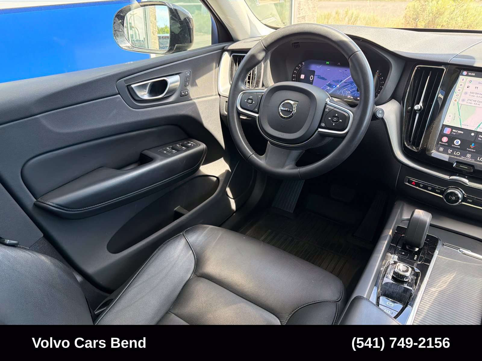 Used 2024 Volvo XC60 B5 Core w/ Protection Package Premier AWD/4WD image 12