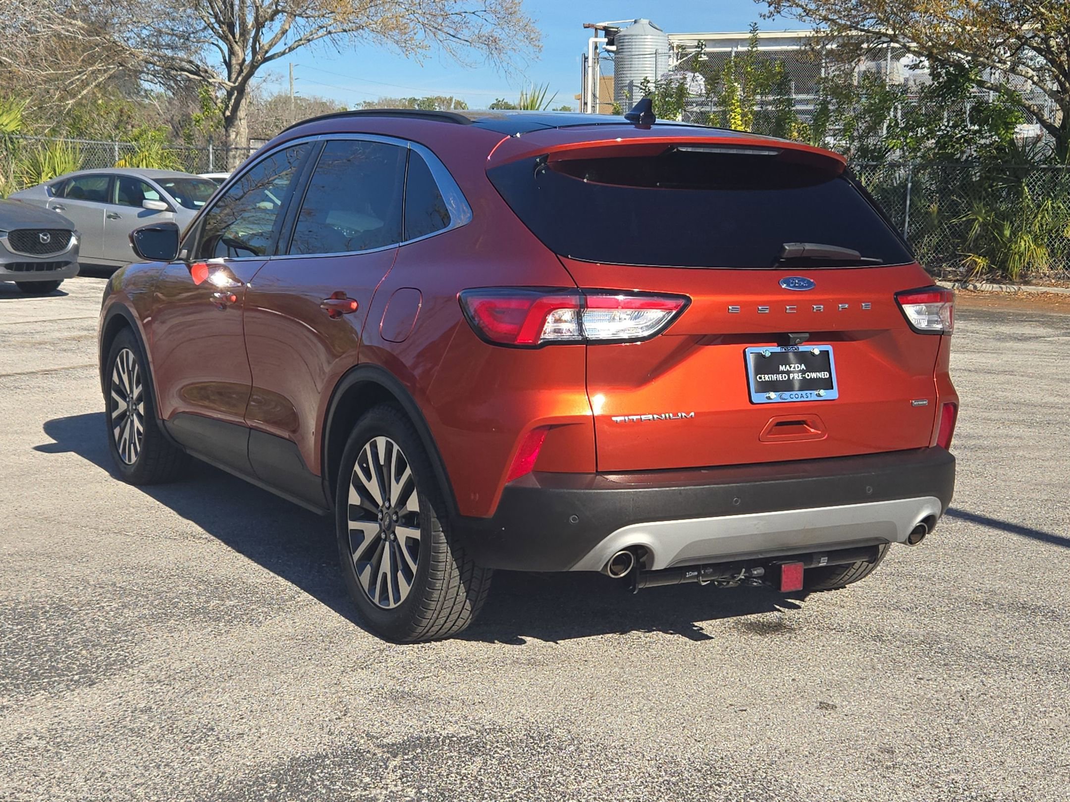 Used 2020 Ford Escape Titanium image 8
