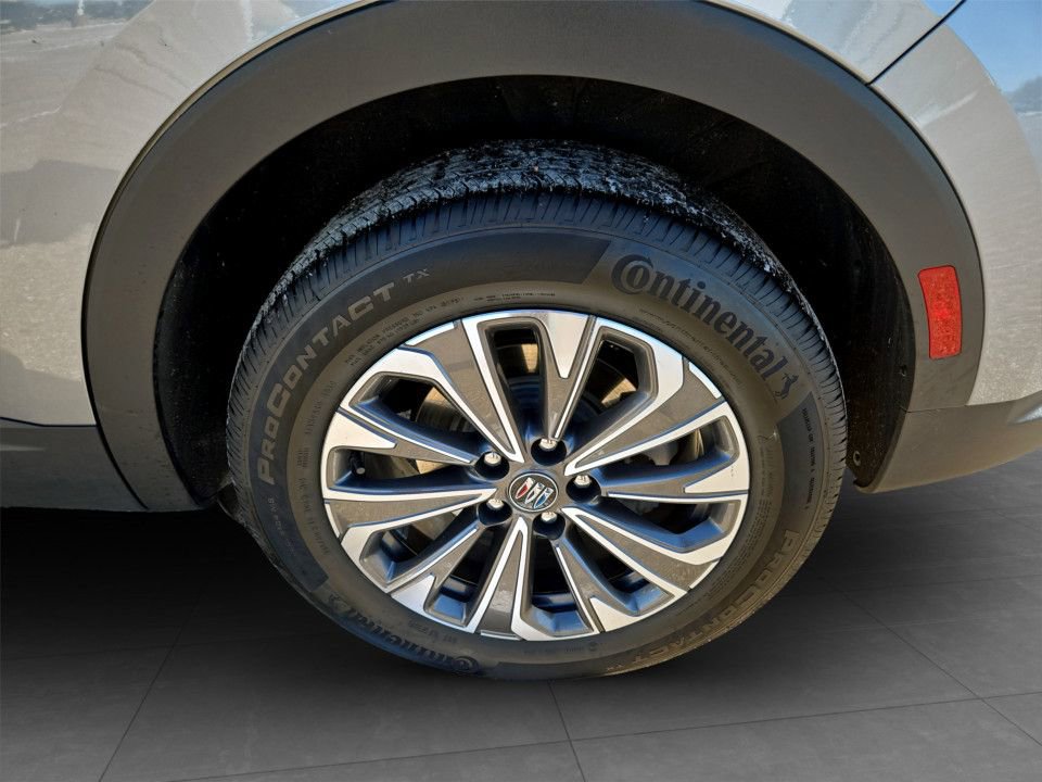 Used 2024 Buick Envision Preferred image 33