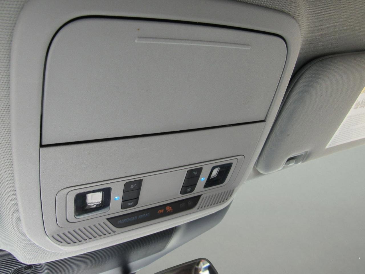 Used 2022 Ford Explorer XLT w/ Equipment Group 202A image 28