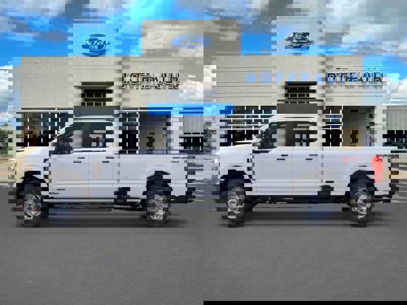 New 2026 Ford F350 4x4 Crew Cab Super Duty image 3