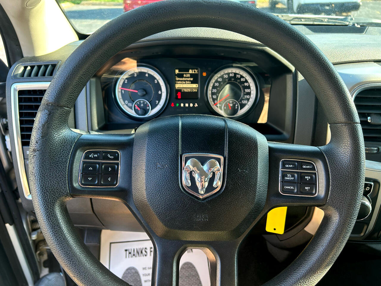 Used 2018 RAM 1500 Classic SLT image 9