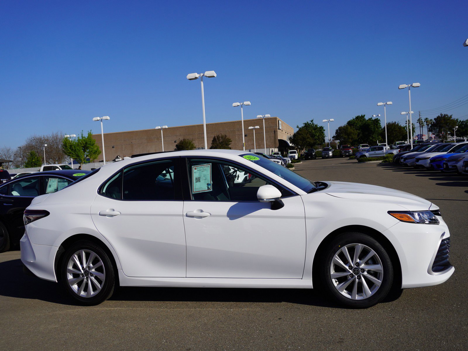 Used 2024 Toyota Camry LE image 31