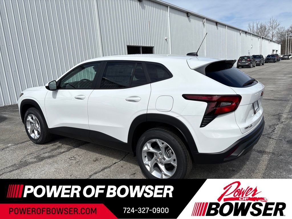 New 2026 Chevrolet Trax LS w/ LS Convenience Package image 3