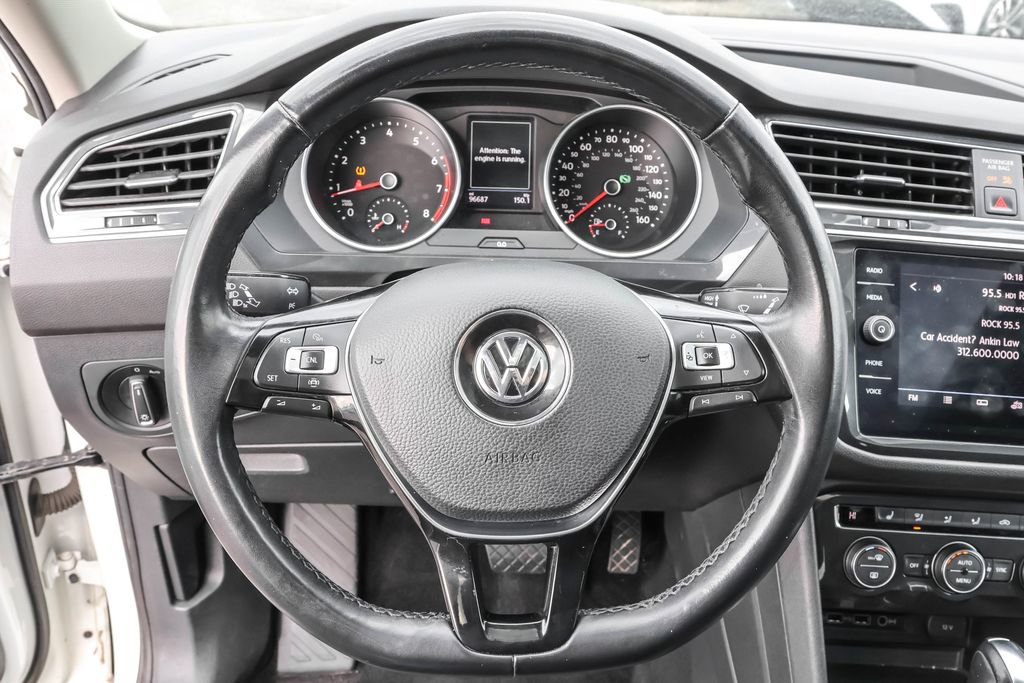 Used 2019 Volkswagen Tiguan SE image 19