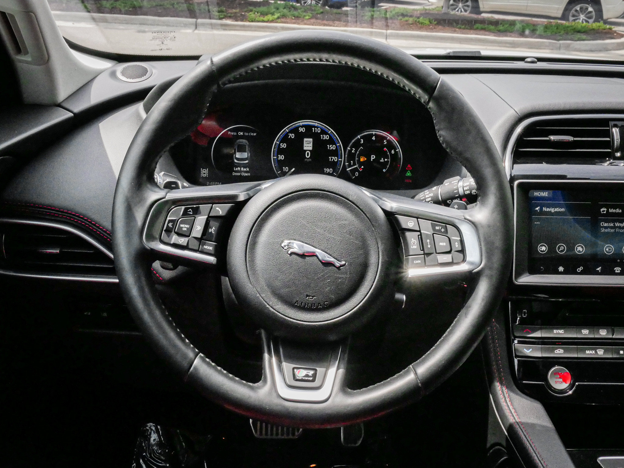 Used 2017 Jaguar F-PACE R-Sport AWD/4WD image 18