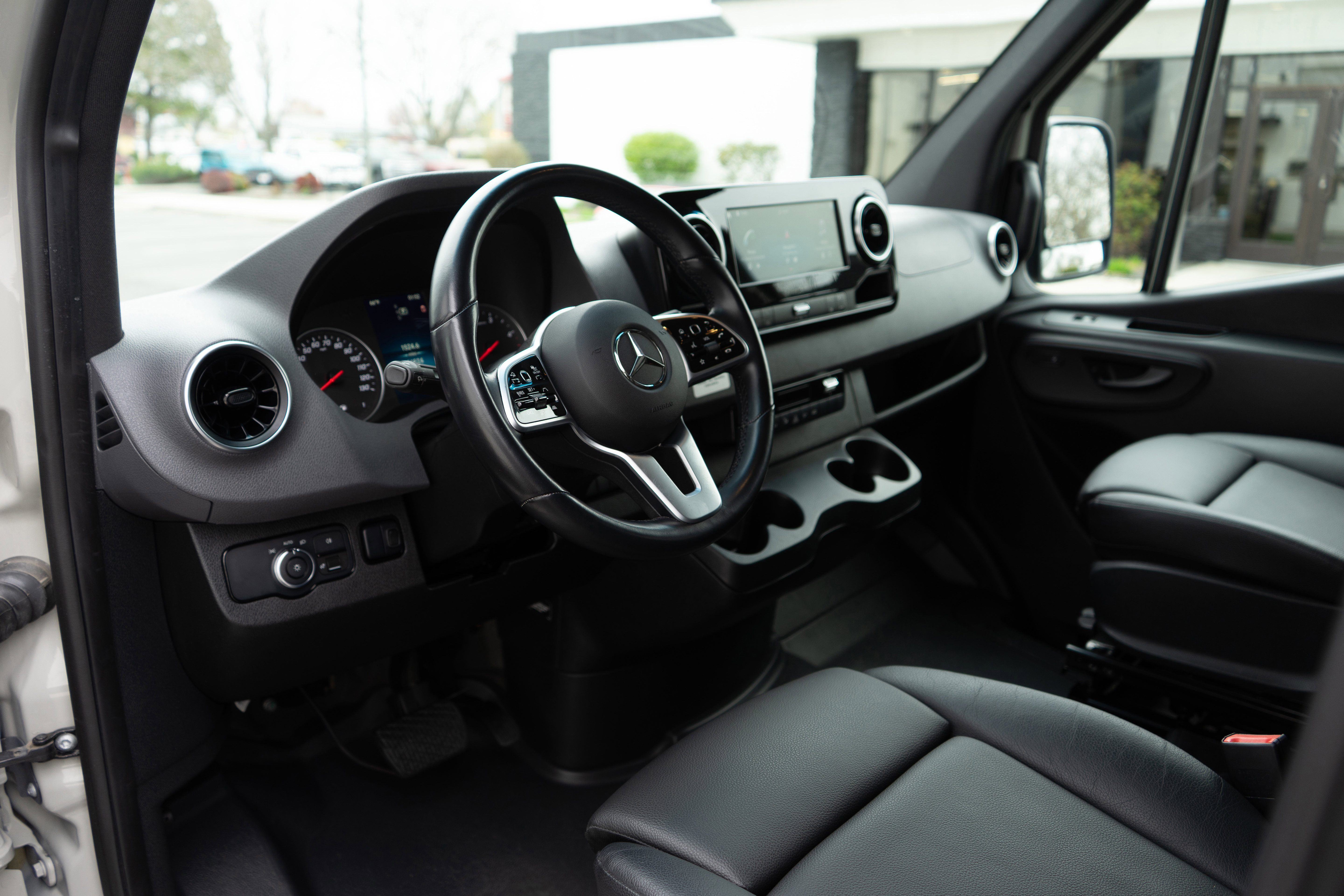 Used 2020 Mercedes-Benz Sprinter 3500 image 41