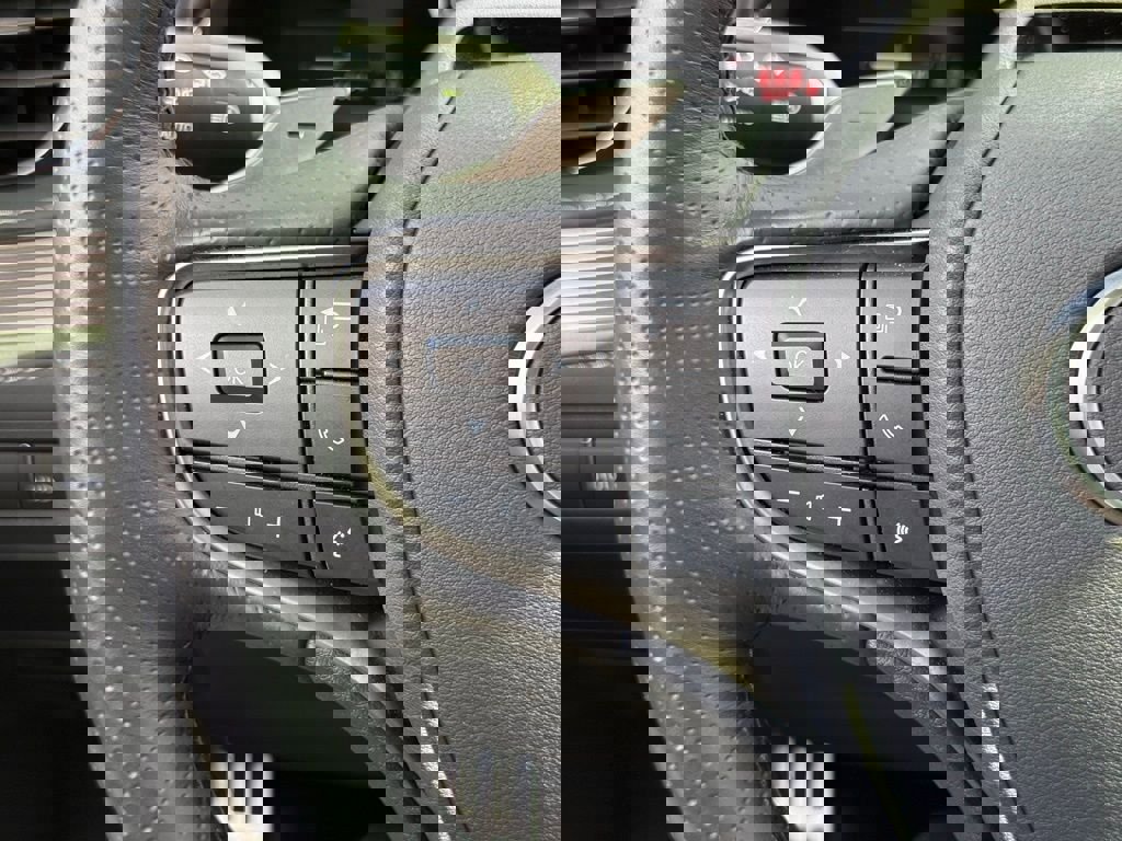 Certified 2025 Lexus LS 500 F Sport w/ Dynamic Handling Package image 32