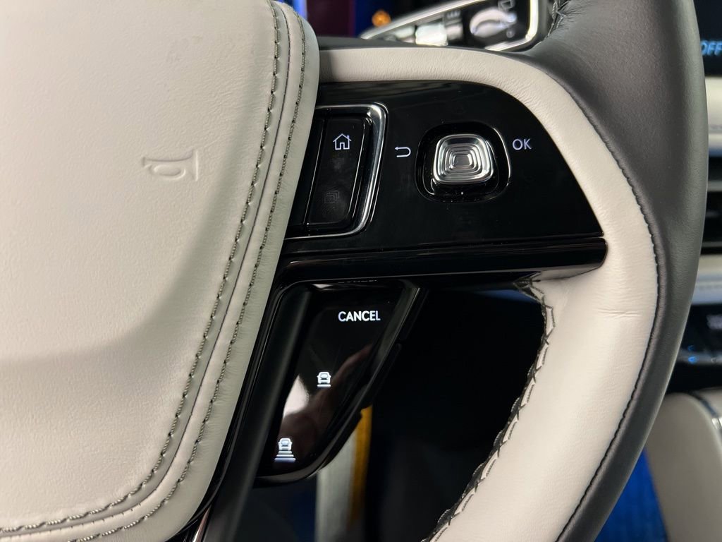 Used 2026 Lincoln Aviator Reserve image 19