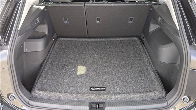 New 2026 Volkswagen Tiguan SE AWD/4WD image 6