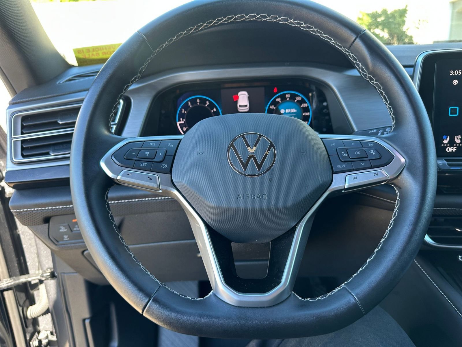 Used 2025 Volkswagen Atlas Cross Sport SE image 28