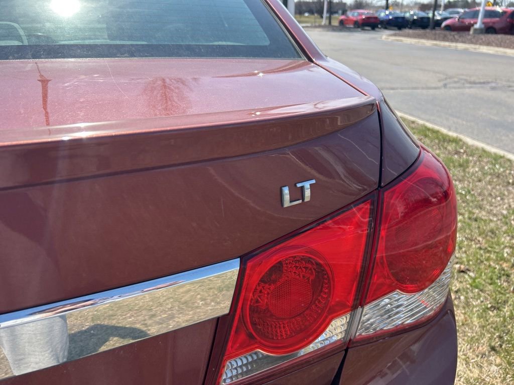 Used 2013 Chevrolet Cruze LT w/ All-Star Edition image 4