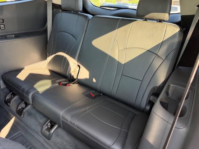 Used 2021 Buick Enclave Avenir w/ Avenir Technology Package AWD/4WD image 7
