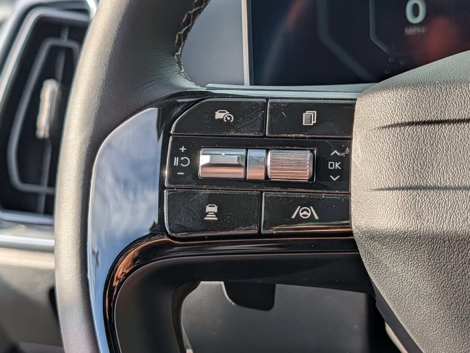 New 2026 Kia Sorento SX Prestige AWD/4WD image 38