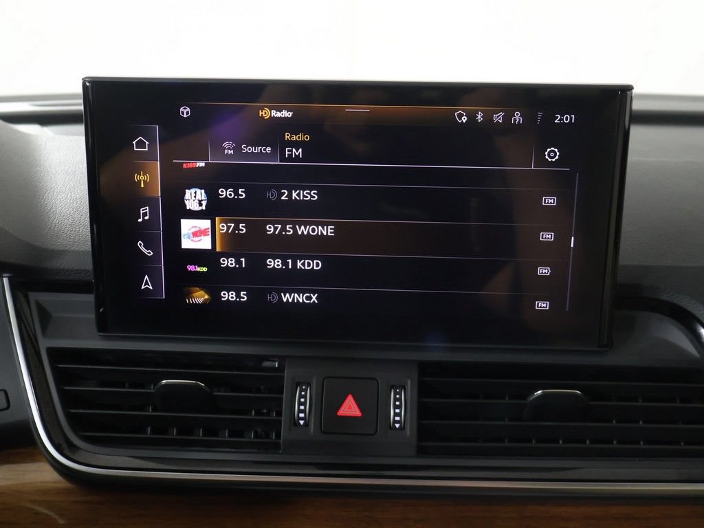 Used 2023 Audi Q5 2.0T Premium Plus AWD/4WD image 46