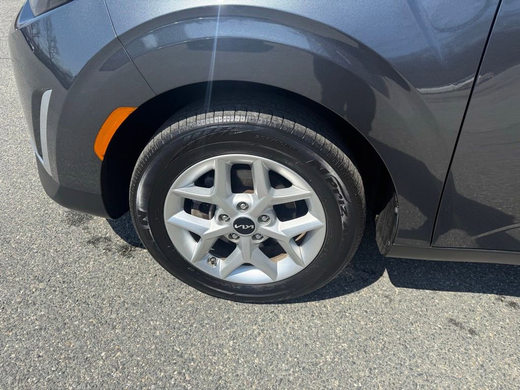 Used 2024 Kia Soul LX w/ Option Group 015 image 9