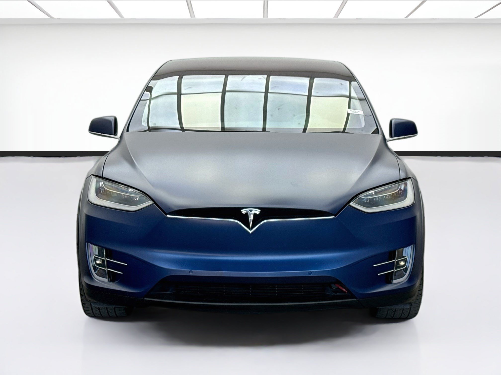 Used 2018 Tesla Model X 75D AWD/4WD image 2