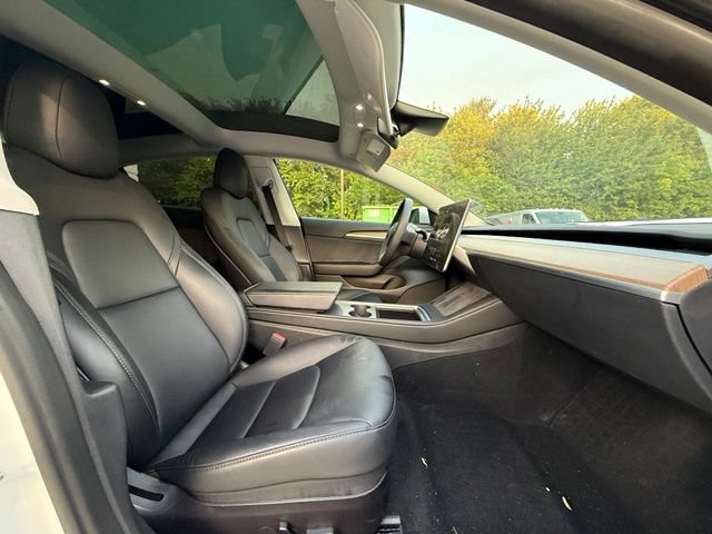Used 2022 Tesla Model 3 Long Range AWD/4WD image 18