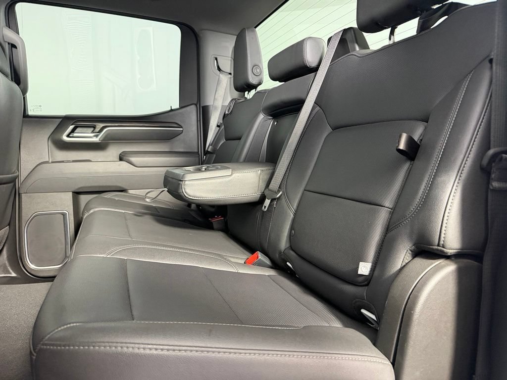 Used 2025 GMC Sierra 1500 SLT RWD image 19