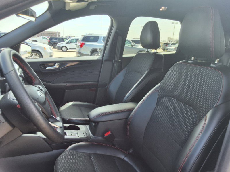 Used 2025 Ford Escape ST-Line AWD/4WD image 11
