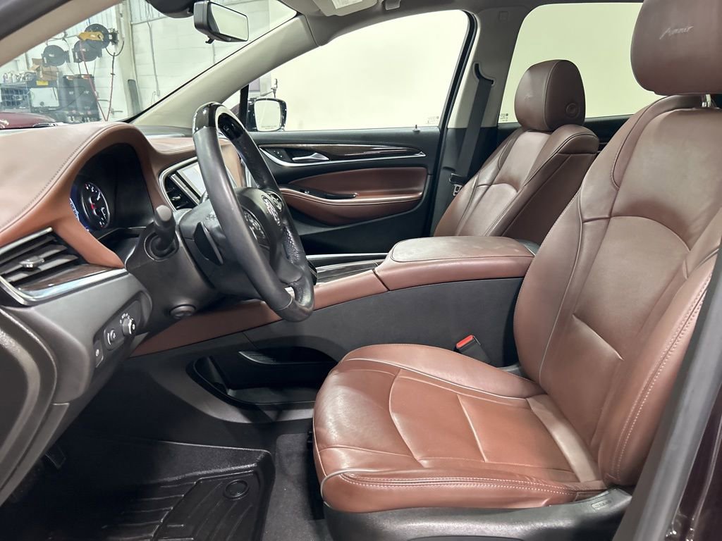 Used 2021 Buick Enclave Avenir w/ Avenir Technology Package image 11