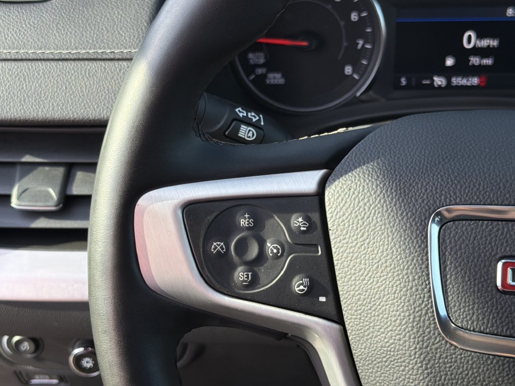 Used 2024 GMC Terrain SLT AWD/4WD image 25