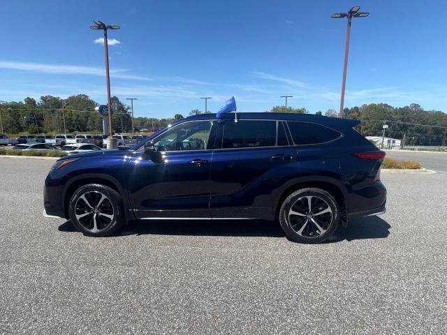Used 2022 Toyota Highlander XSE image 4
