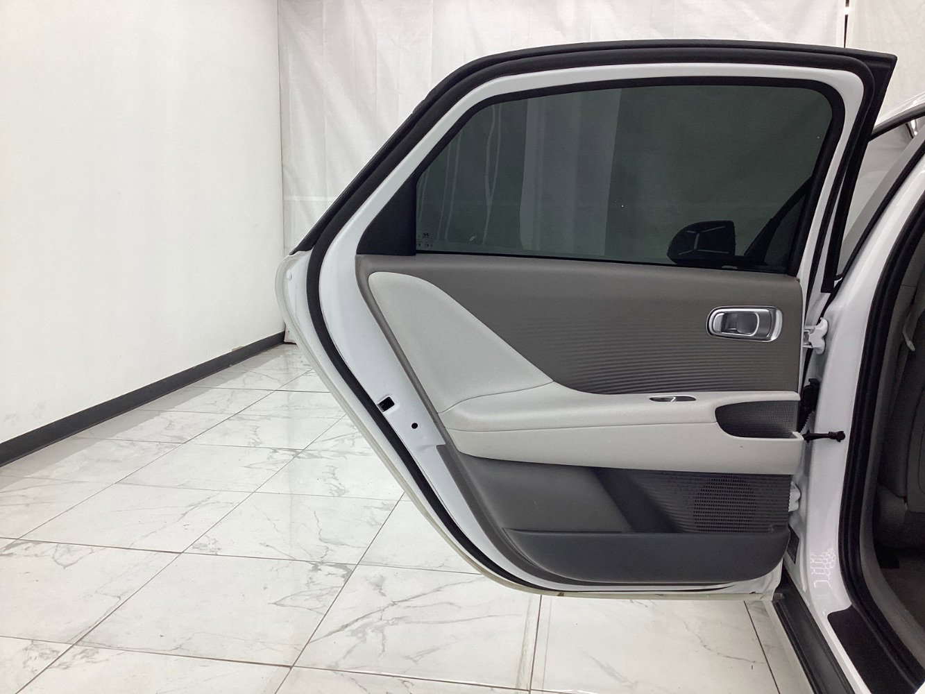 Used 2023 Hyundai Ioniq 6 SEL image 24