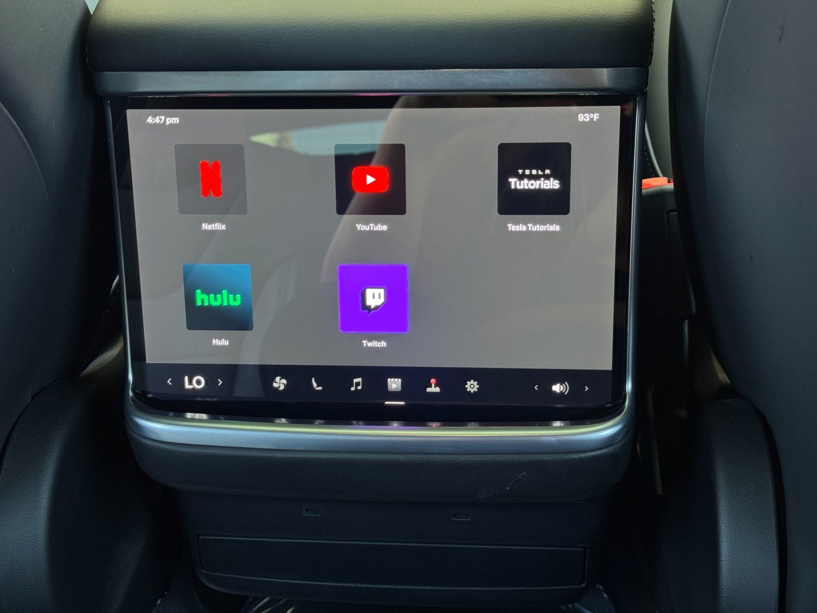 Used 2024 Tesla Model X AWD/4WD image 38