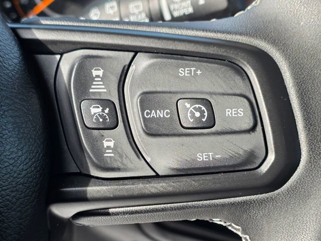 Used 2025 Jeep Wrangler Unlimited Rubicon image 13