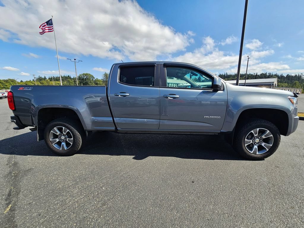 Used 2019 Chevrolet Colorado Z71 AWD/4WD image 2