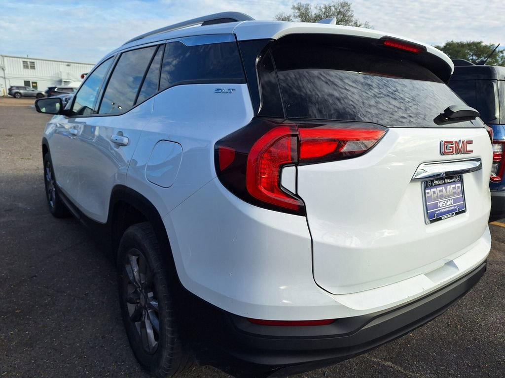 Used 2023 GMC Terrain SLT image 5