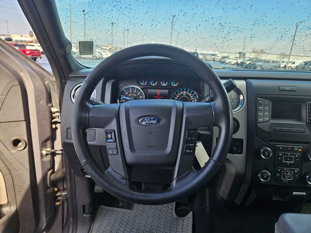 Used 2013 Ford F150 XLT w/ Luxury Equipment Group image 19