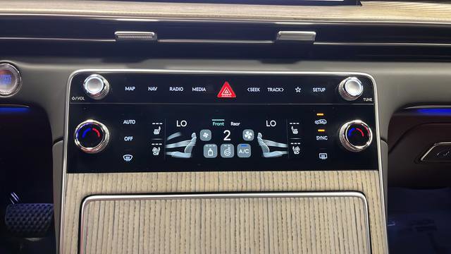 Used 2025 Genesis GV80 3.5T Prestige AWD/4WD image 19