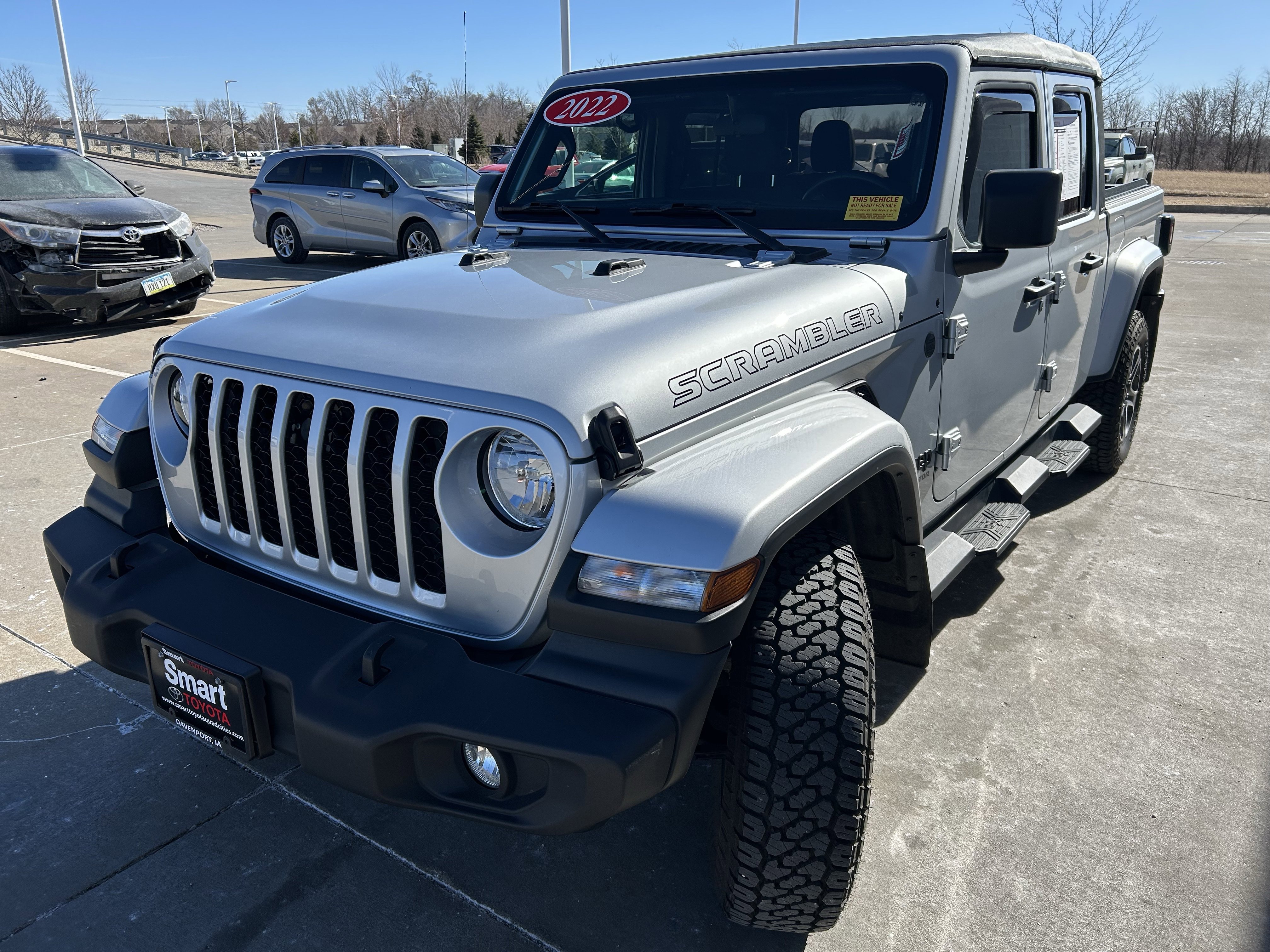 Used 2022 Jeep Gladiator Sport image 3