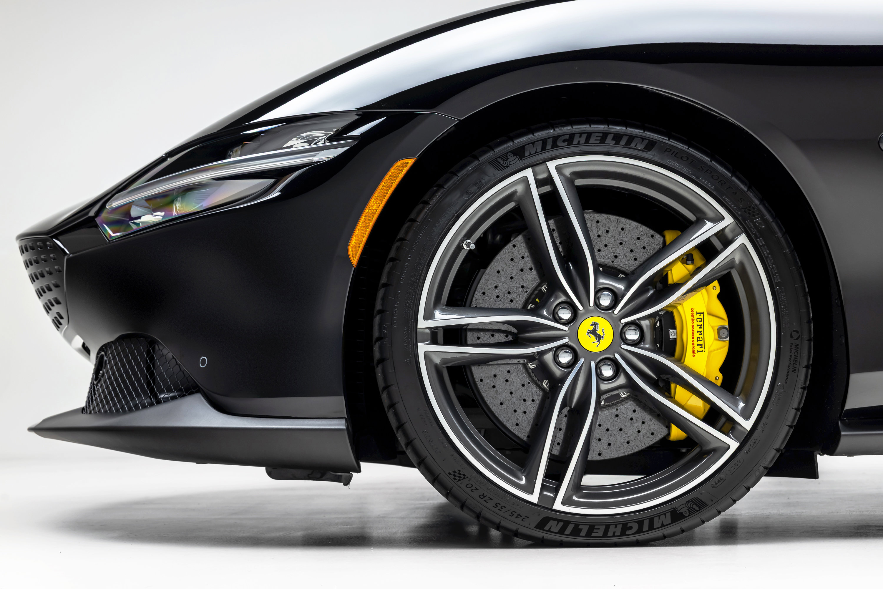 Certified 2023 Ferrari Roma image 20