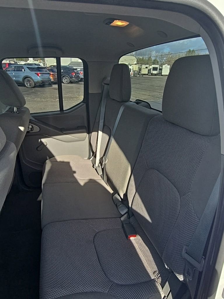 Used 2019 Nissan Frontier S image 9