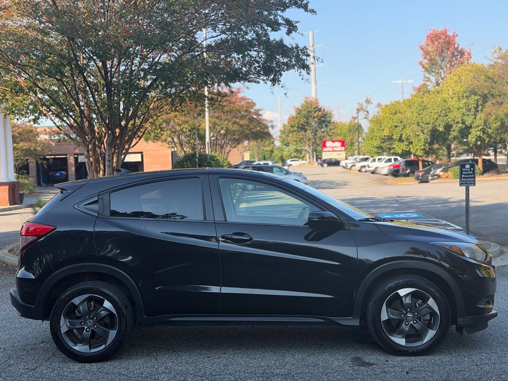Used 2018 Honda HR-V EX image 6