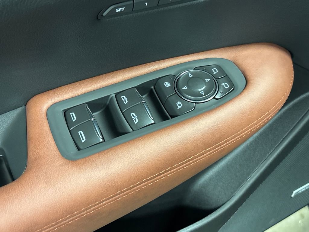 New 2026 Cadillac XT5 Premium Luxury w/ LPO, ONYX Package image 23