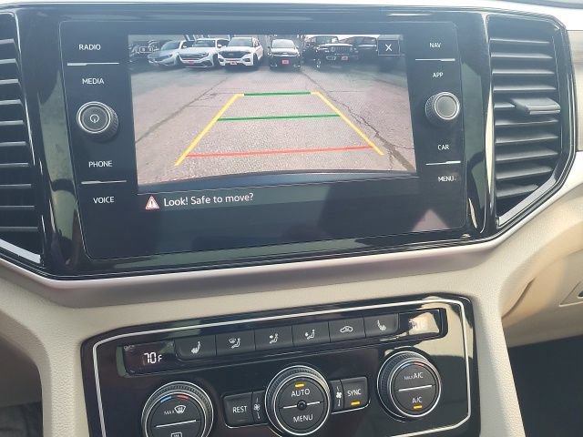 Used 2023 Volkswagen Atlas SEL AWD/4WD image 6