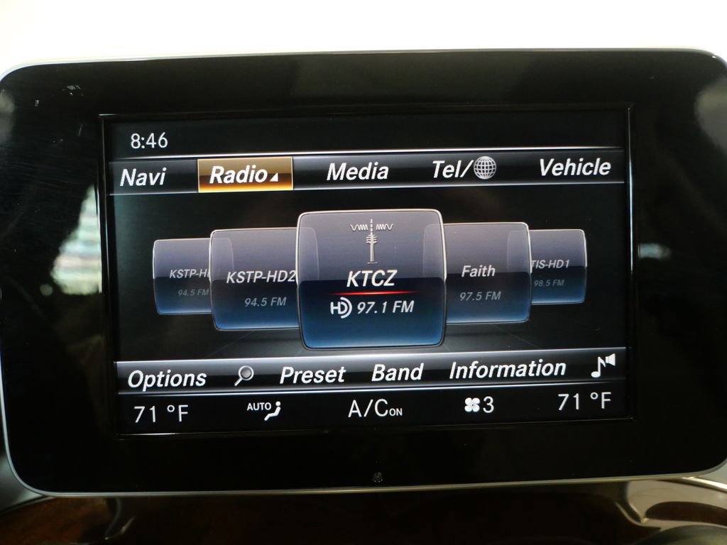 Used 2017 Mercedes-Benz GLC 300 4MATIC image 20