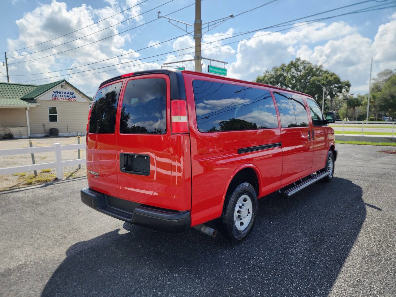 Used 2014 Chevrolet Express 3500 LS image 5
