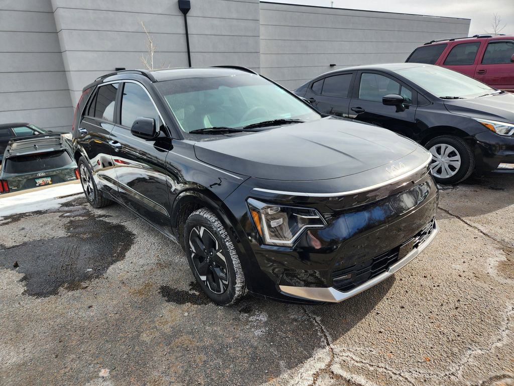 Certified 2024 Kia Niro Wave w/ Wave Preserve Package image 19