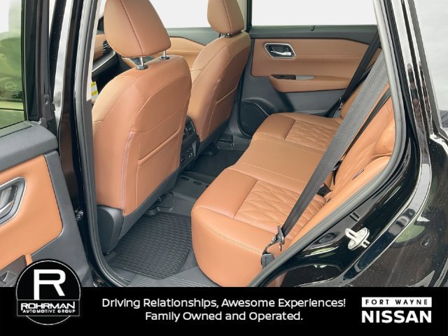 New 2026 Nissan Rogue Platinum AWD/4WD image 14